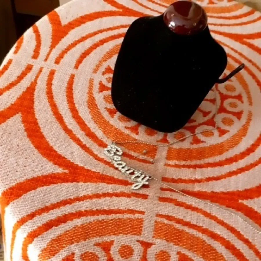 استند گردنبند و گوشواره