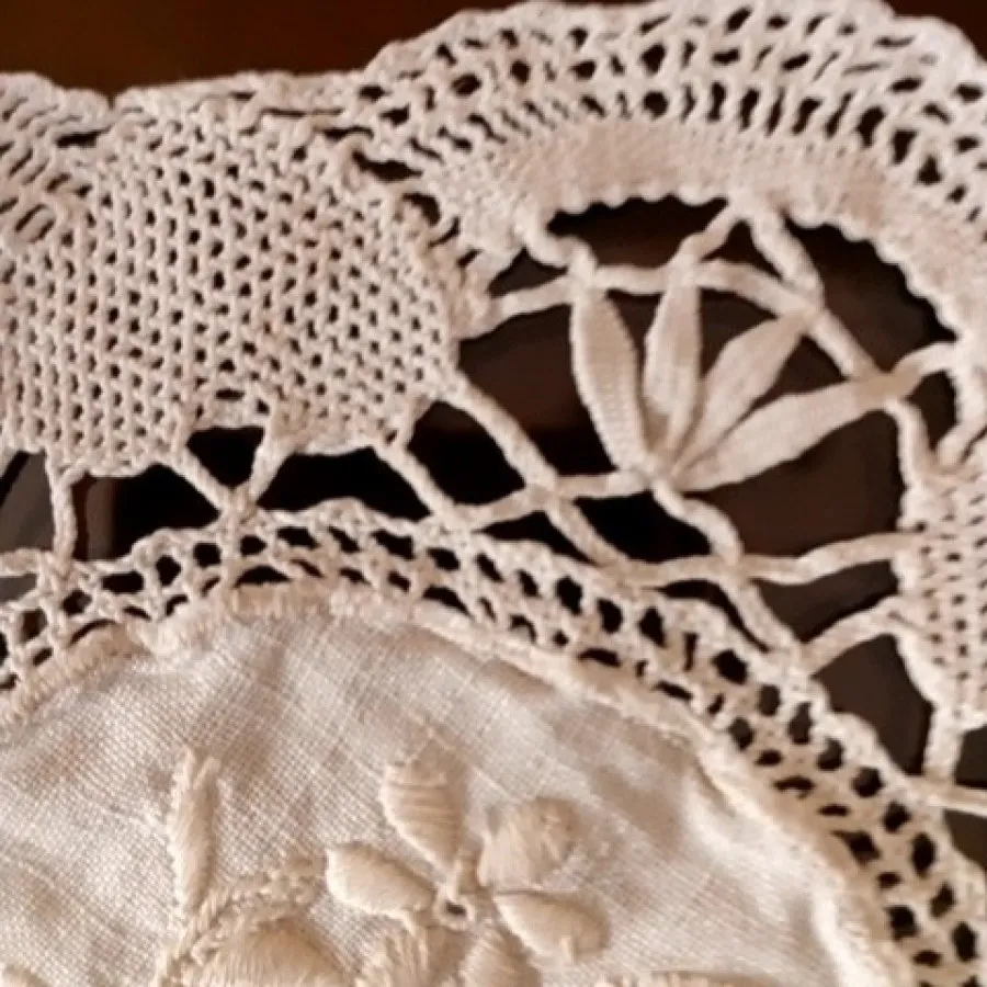 رومیزی کوچک فرانسه