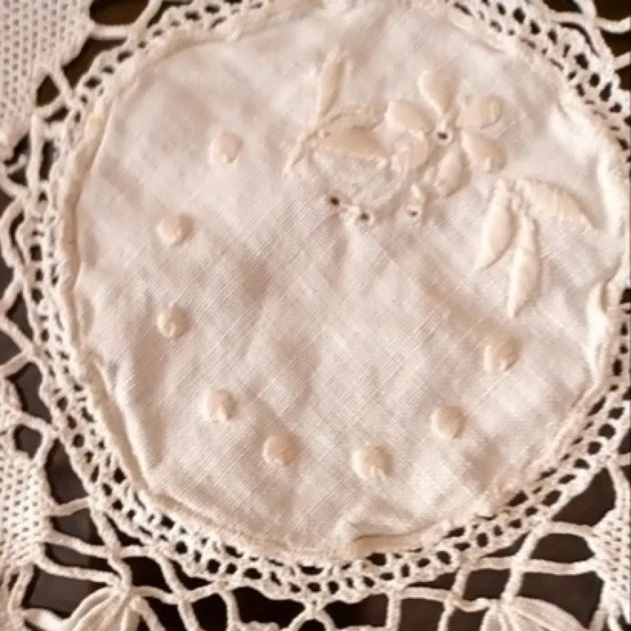 رومیزی کوچک فرانسه