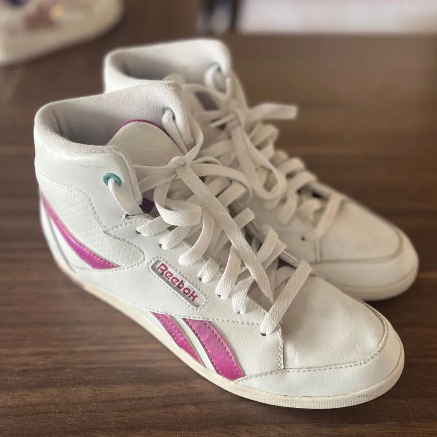 کتونی ریباک اصل