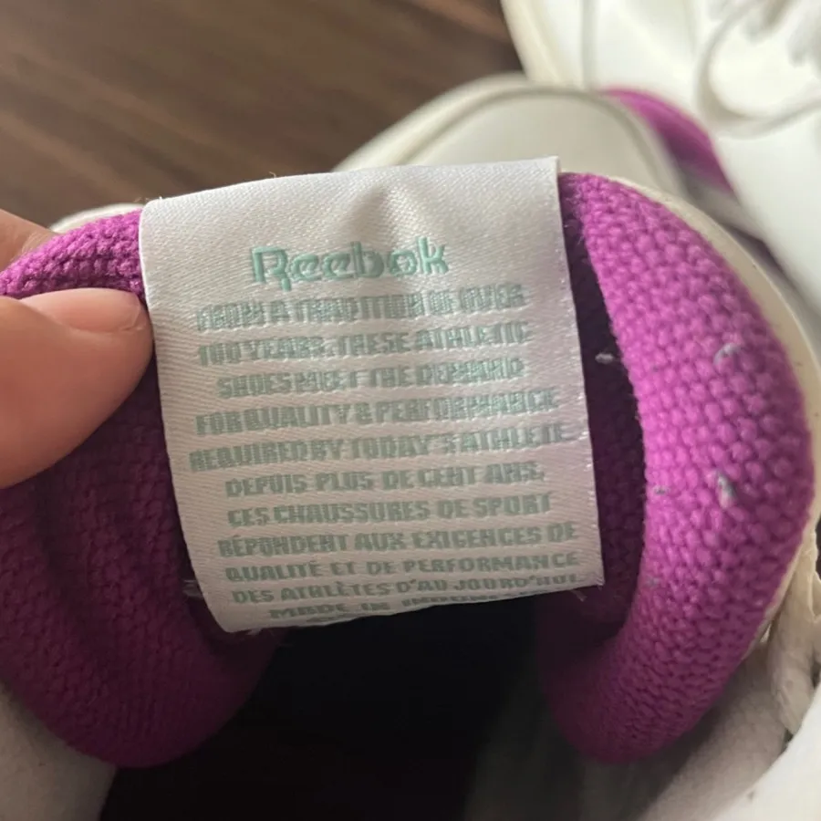 کتونی ریباک اصل