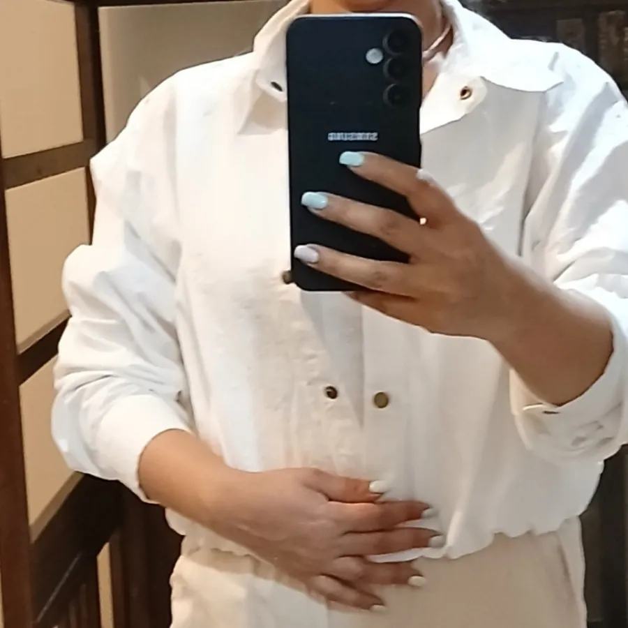 تاپ و شومیز به هم چسبیده