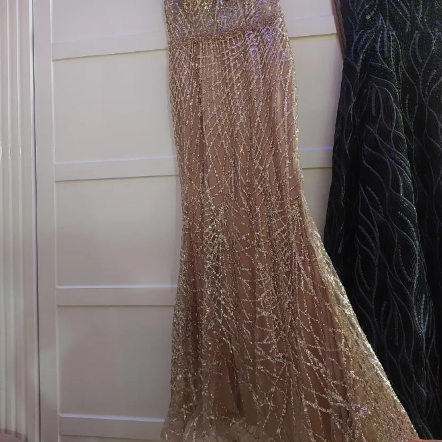 لباس نامزدی و مجلسی