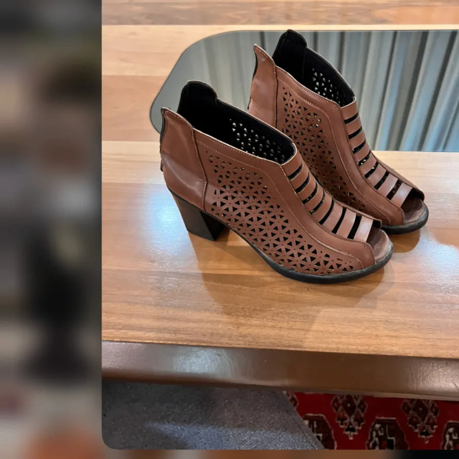 صندل ساقدار