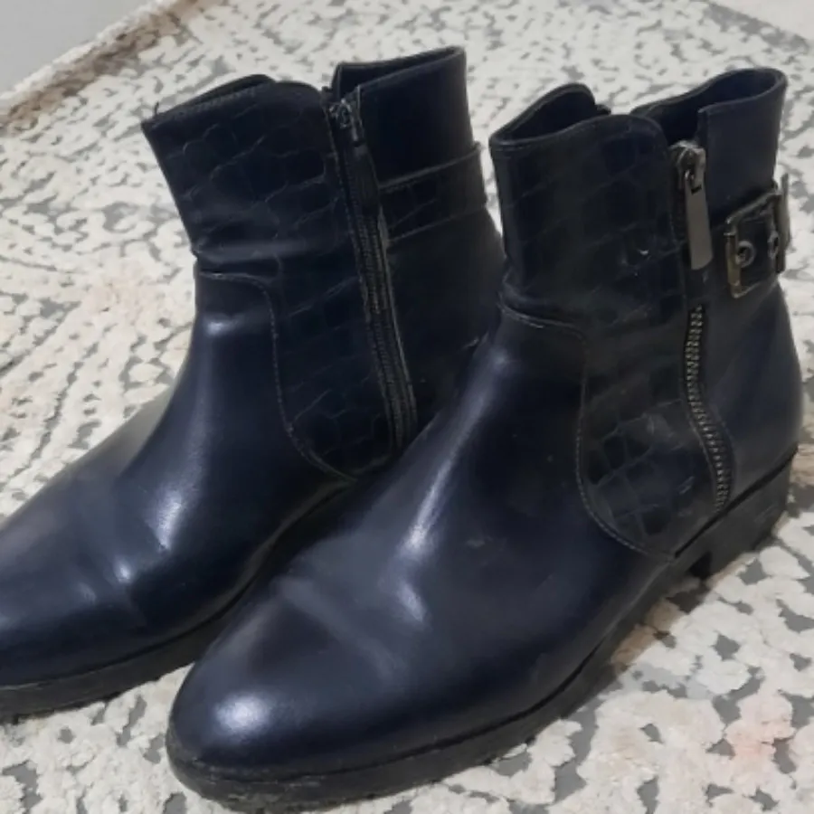 نیم بوت سایز 38