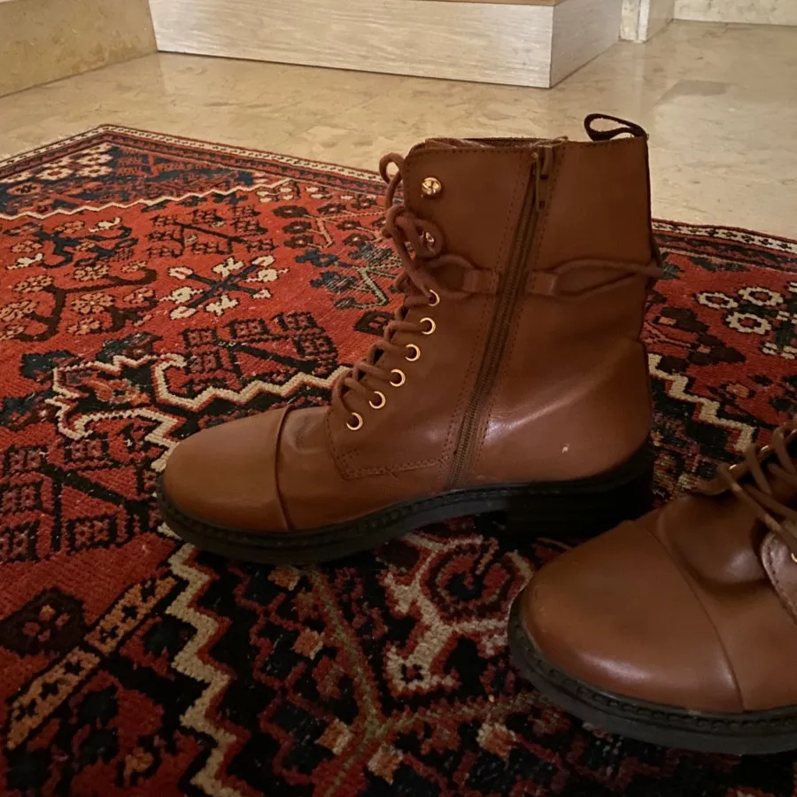 بوت قهوه ای aldo