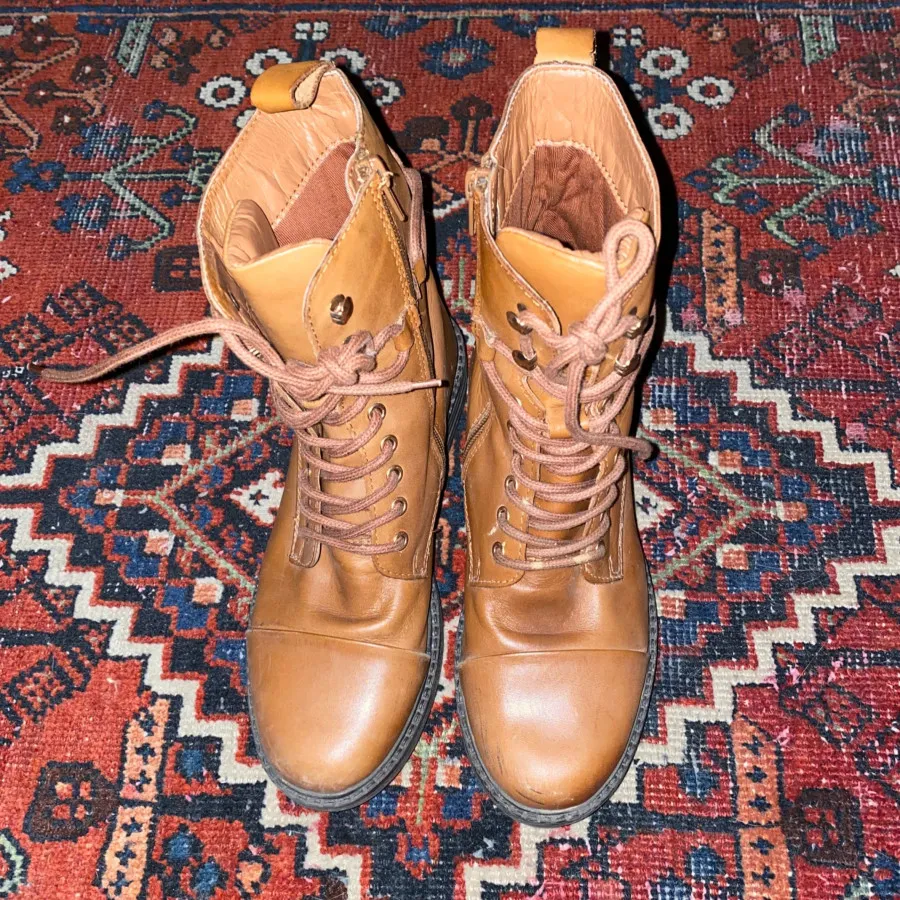 بوت قهوه ای aldo