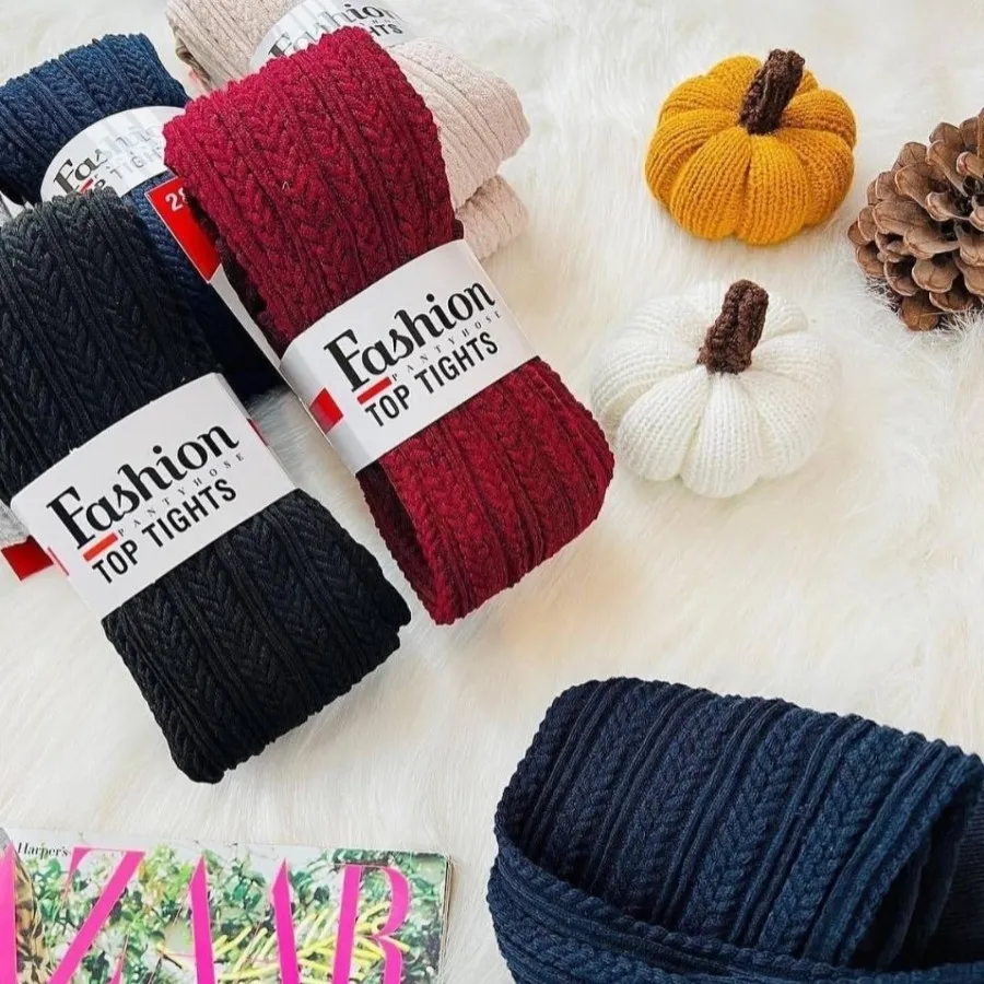 جوراب شلواری گندمی بافت