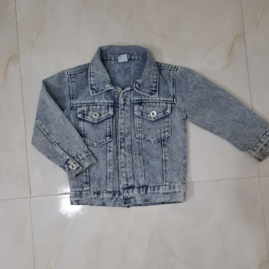 کت وشلوار جین