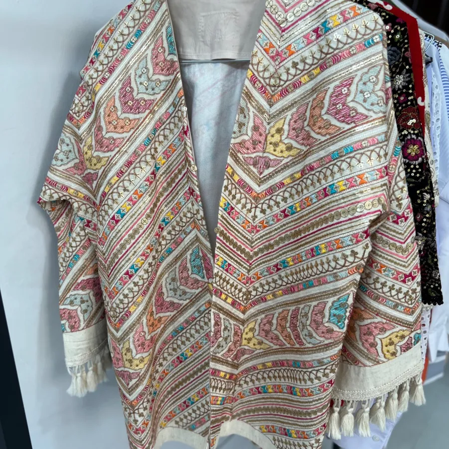 کت سوزندوزی