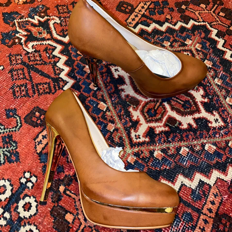 کفش پاشنه بلند قهوه ای