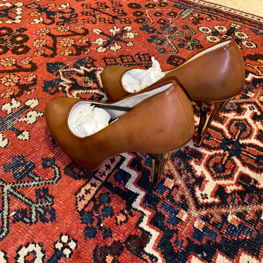 کفش پاشنه بلند قهوه ای