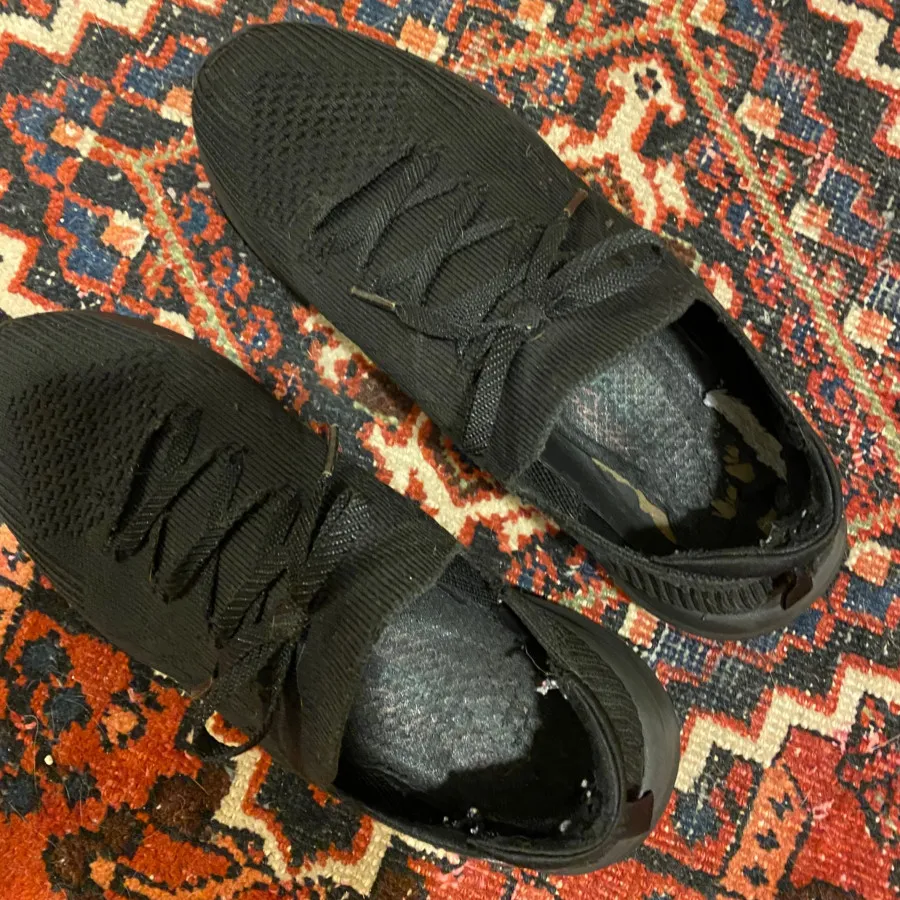 کتونی مشکی اسکچرز