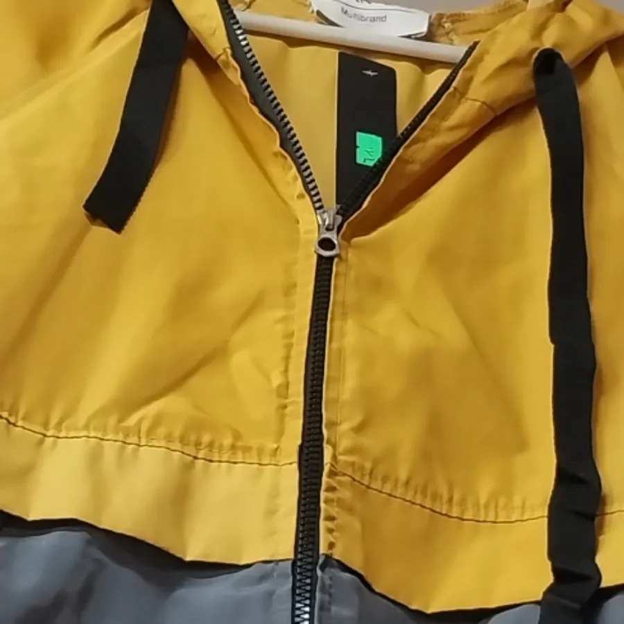 کاپشن اسپرت کلاهدار