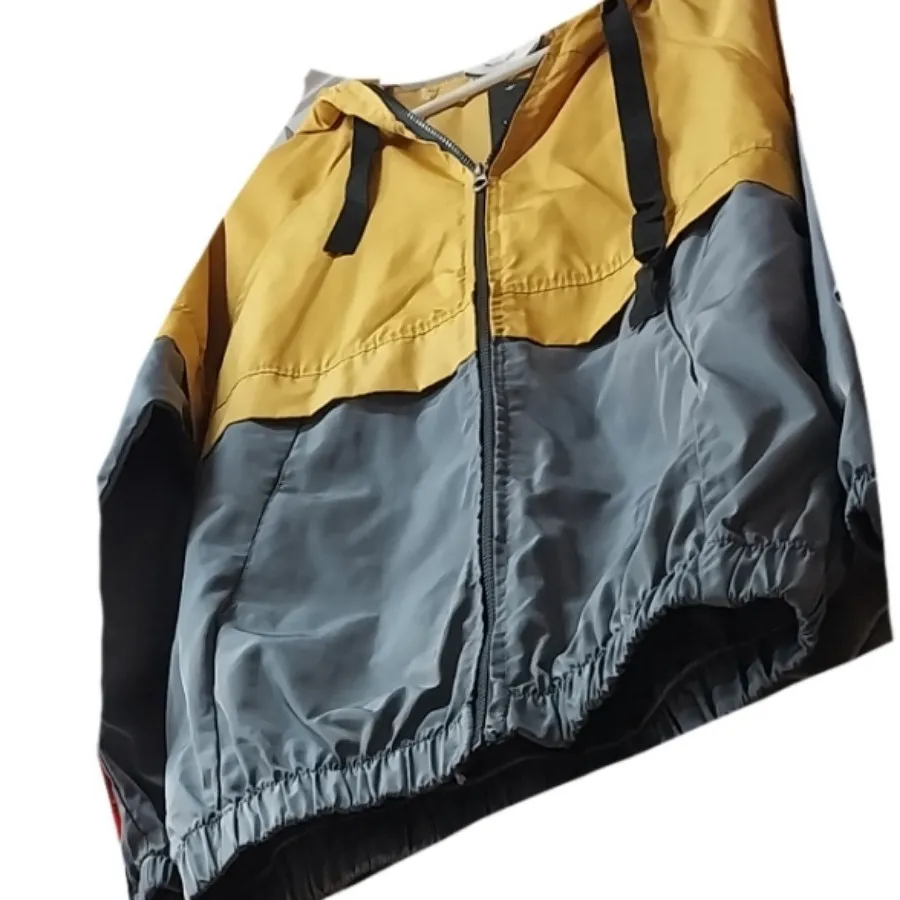 کاپشن اسپرت کلاهدار