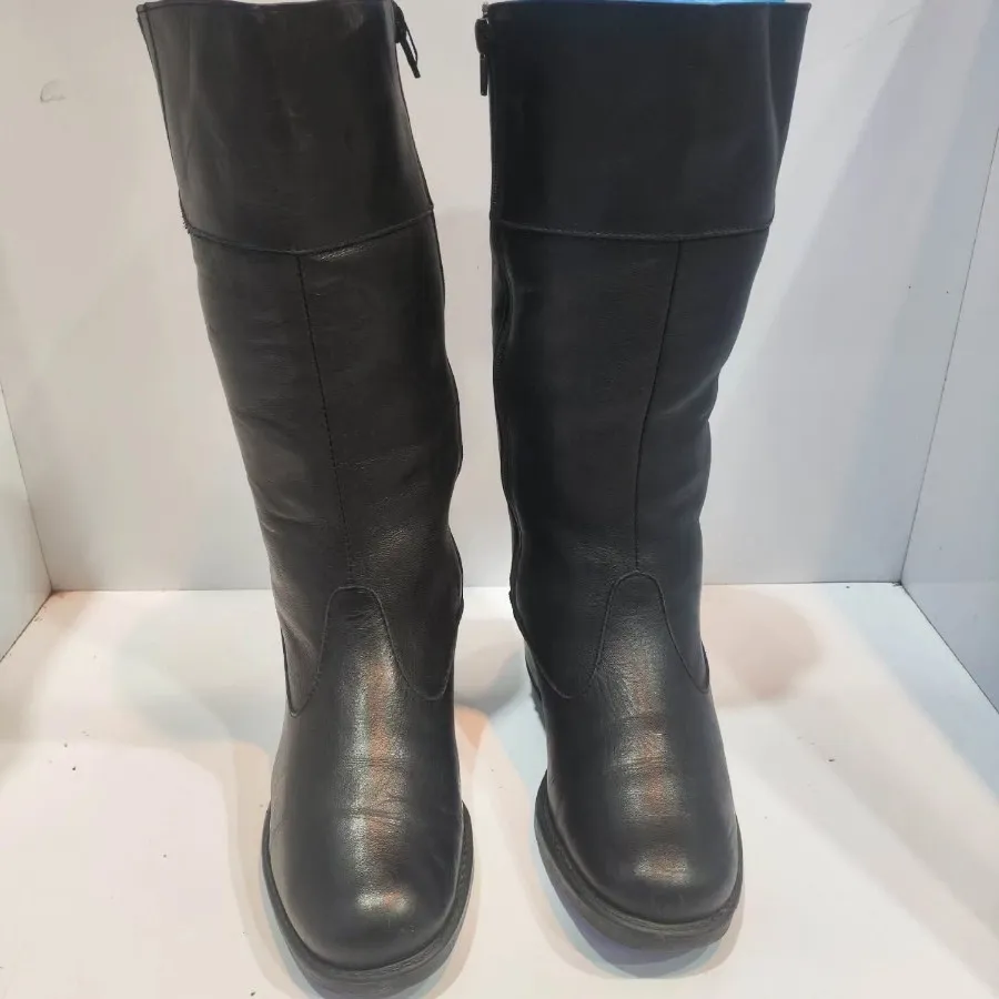 بوت زنانه اورجینال