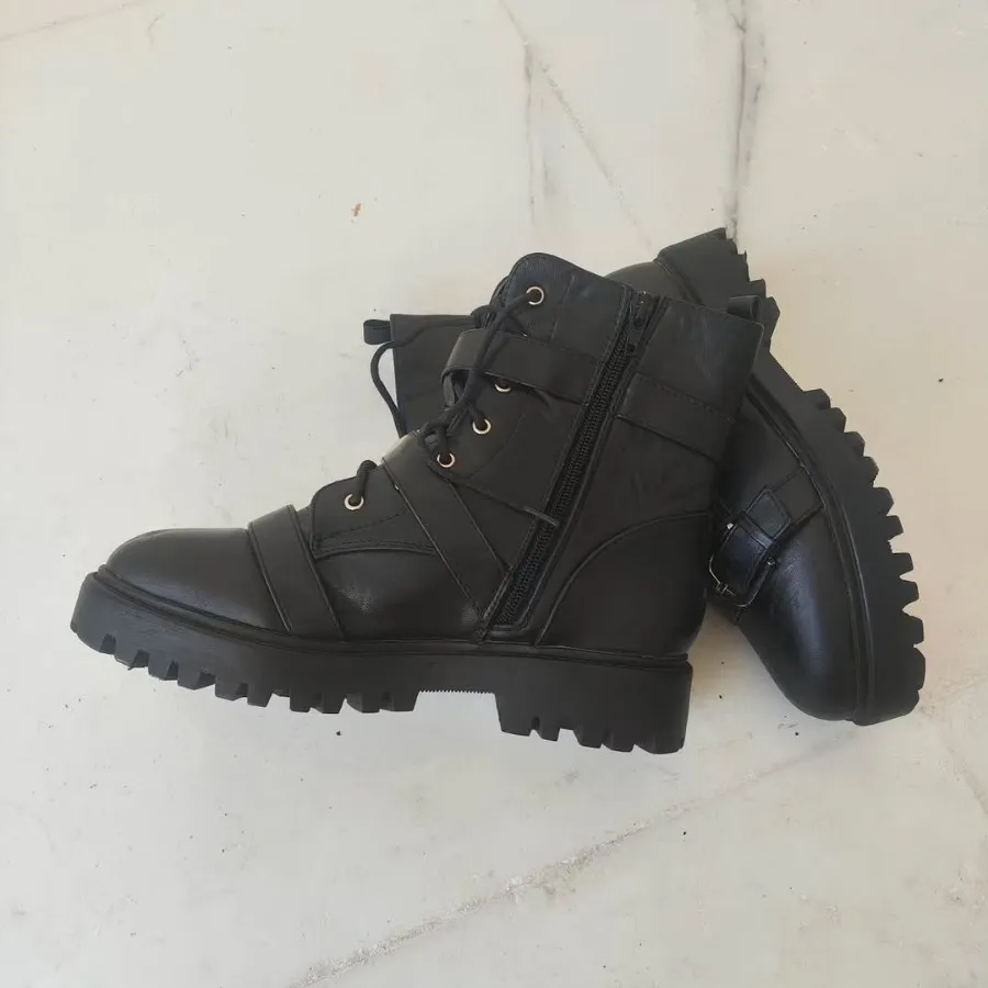 بوت زنانه اورجینال