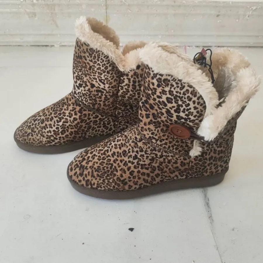 بوت آگ زنانه