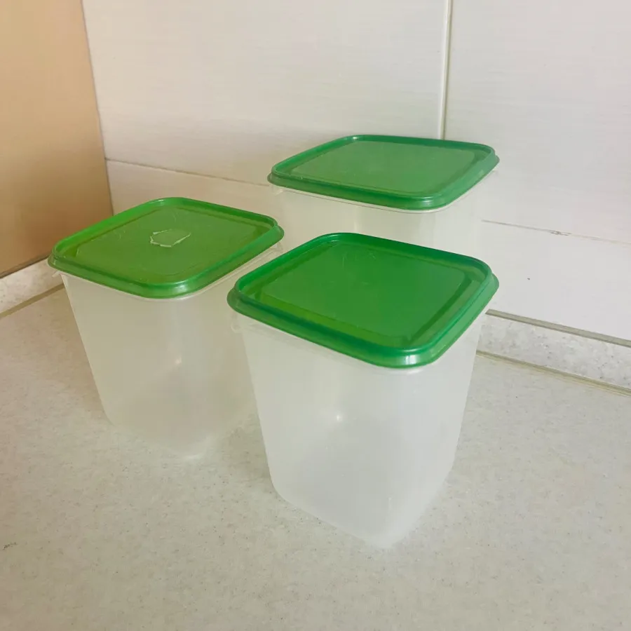 ظروف نگهدارنده