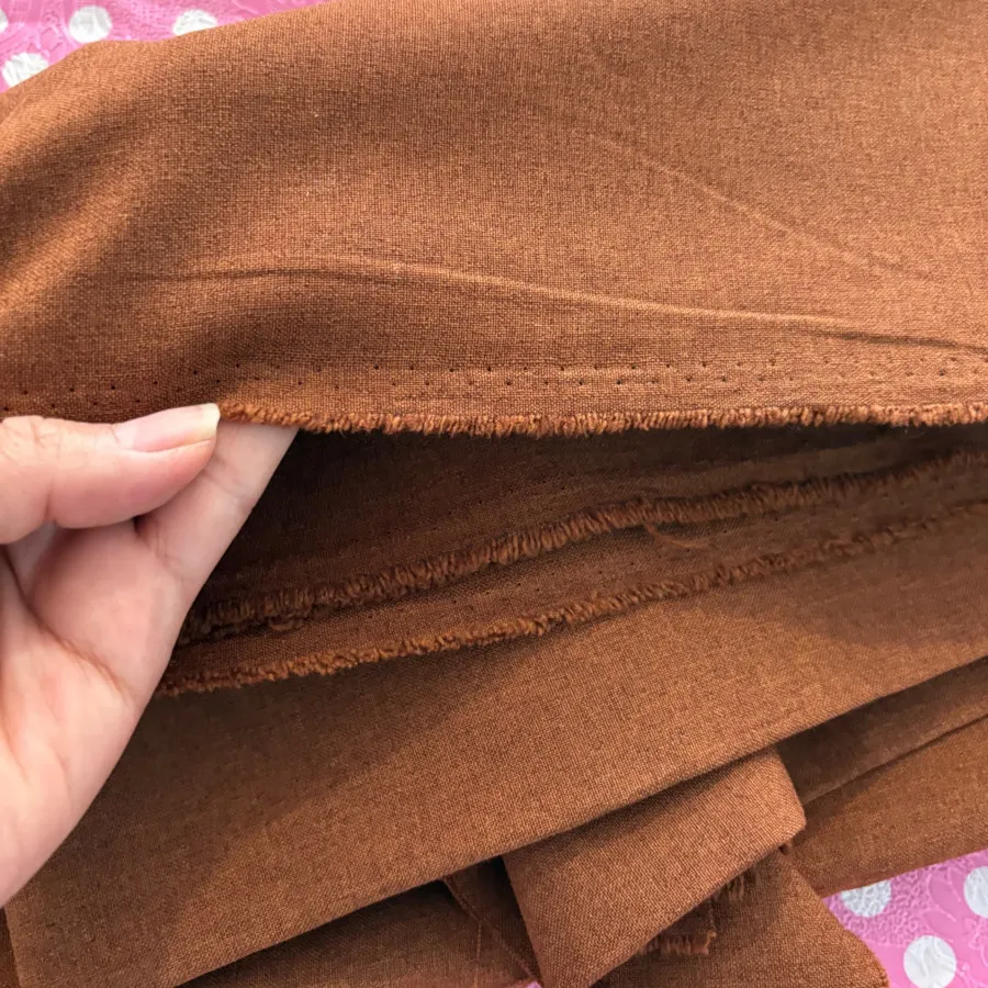 پارچه لباسی قهوه ای