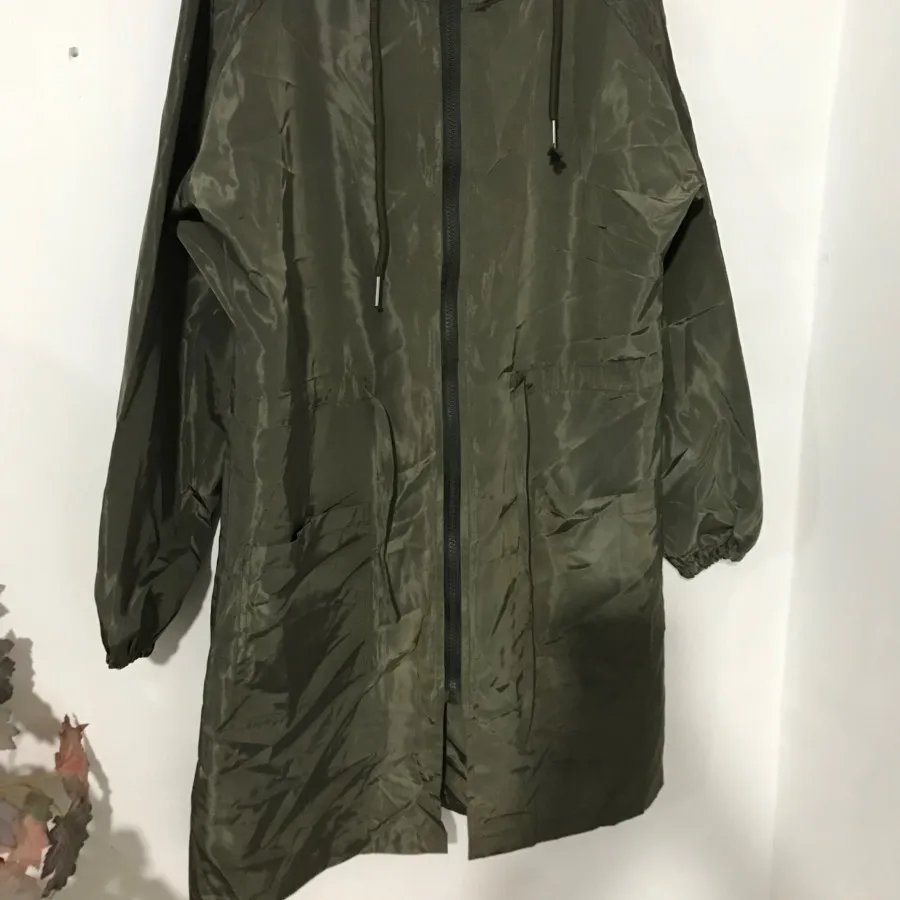 بارانی ضد اب