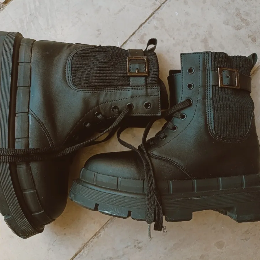 بوت دخترانه