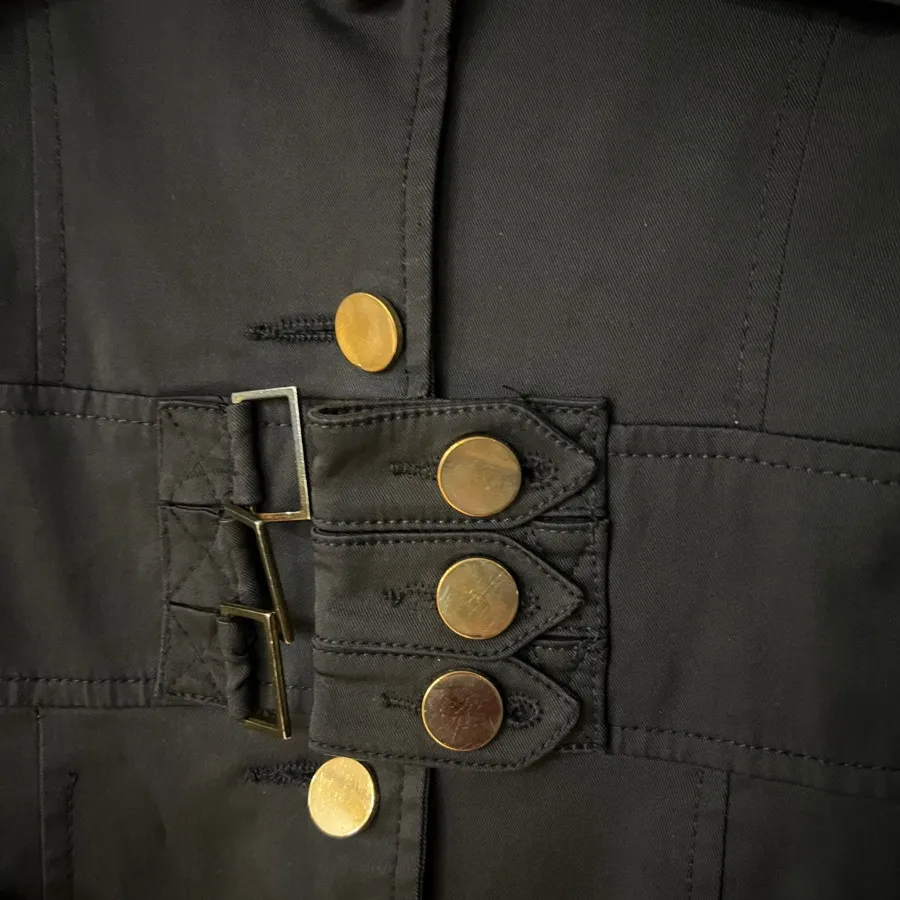 ترنچ کت (بارانی)