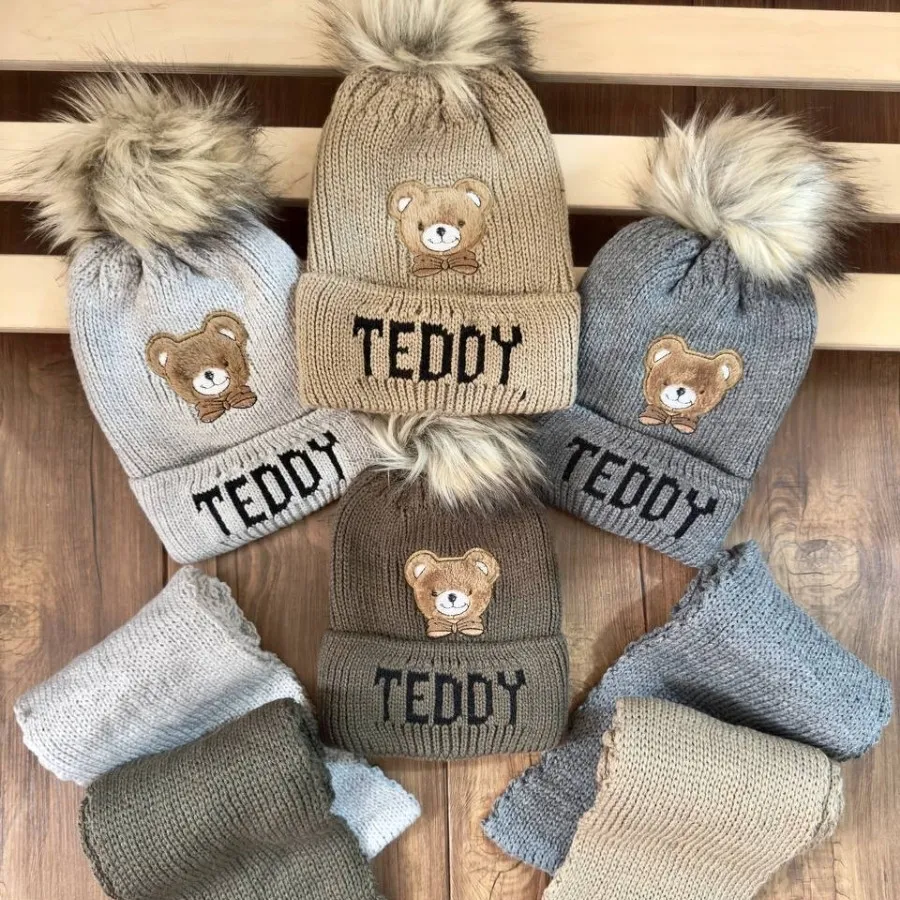 شال و کلاه بچگانه