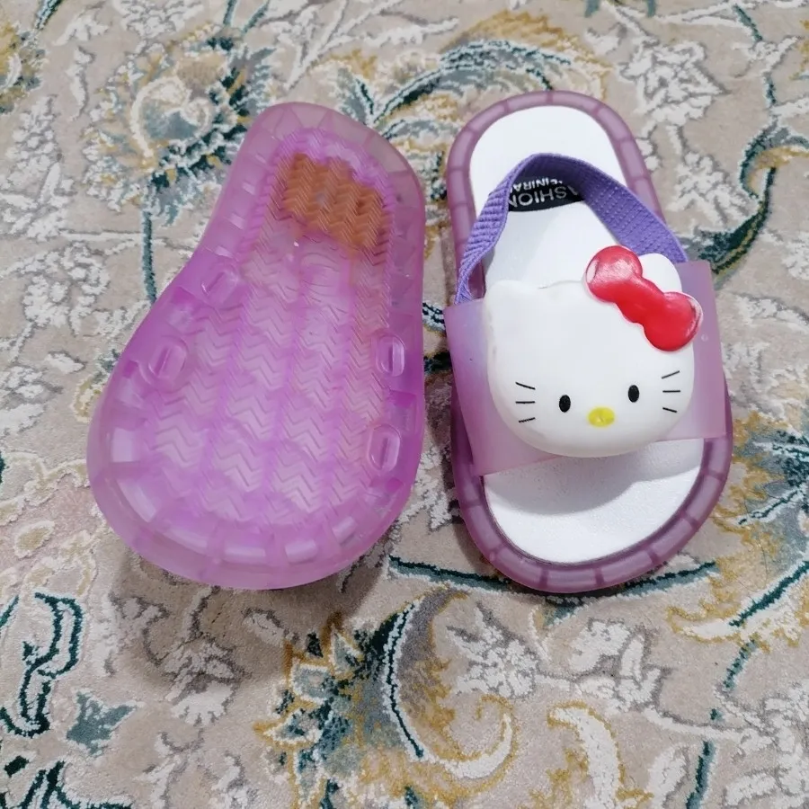 دمپایی دخترونه