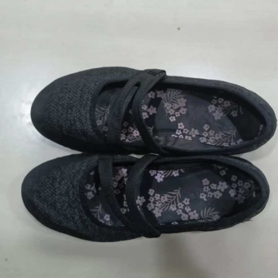 کفش روزمره اسکچرز