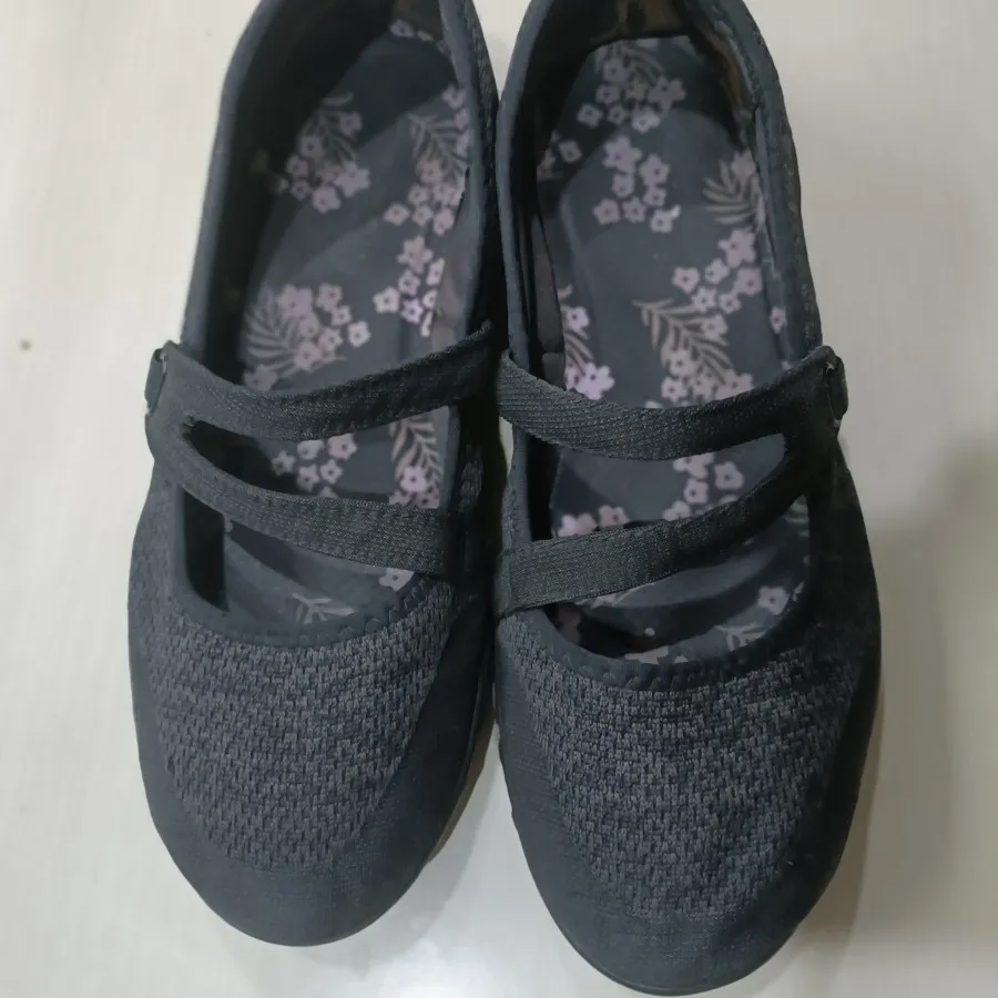 کفش روزمره اسکچرز