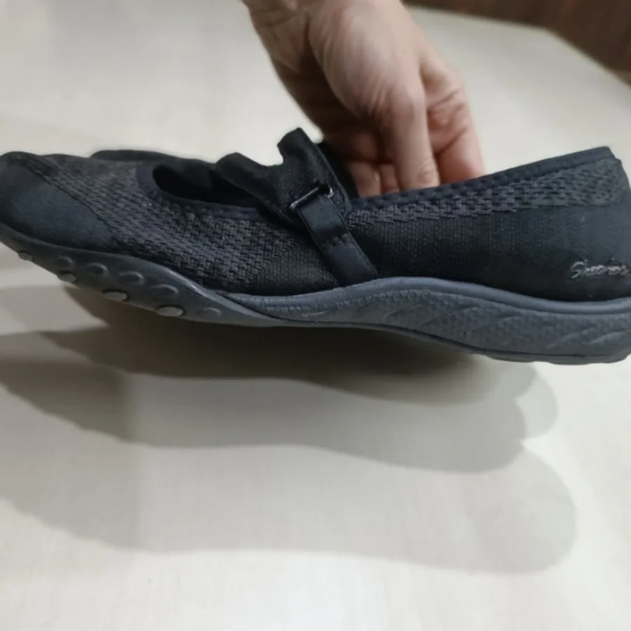 کفش روزمره اسکچرز