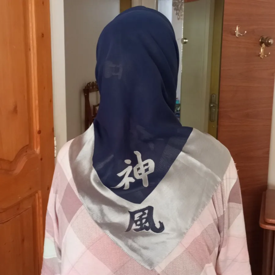 روسری ژاپنی سرمه ای