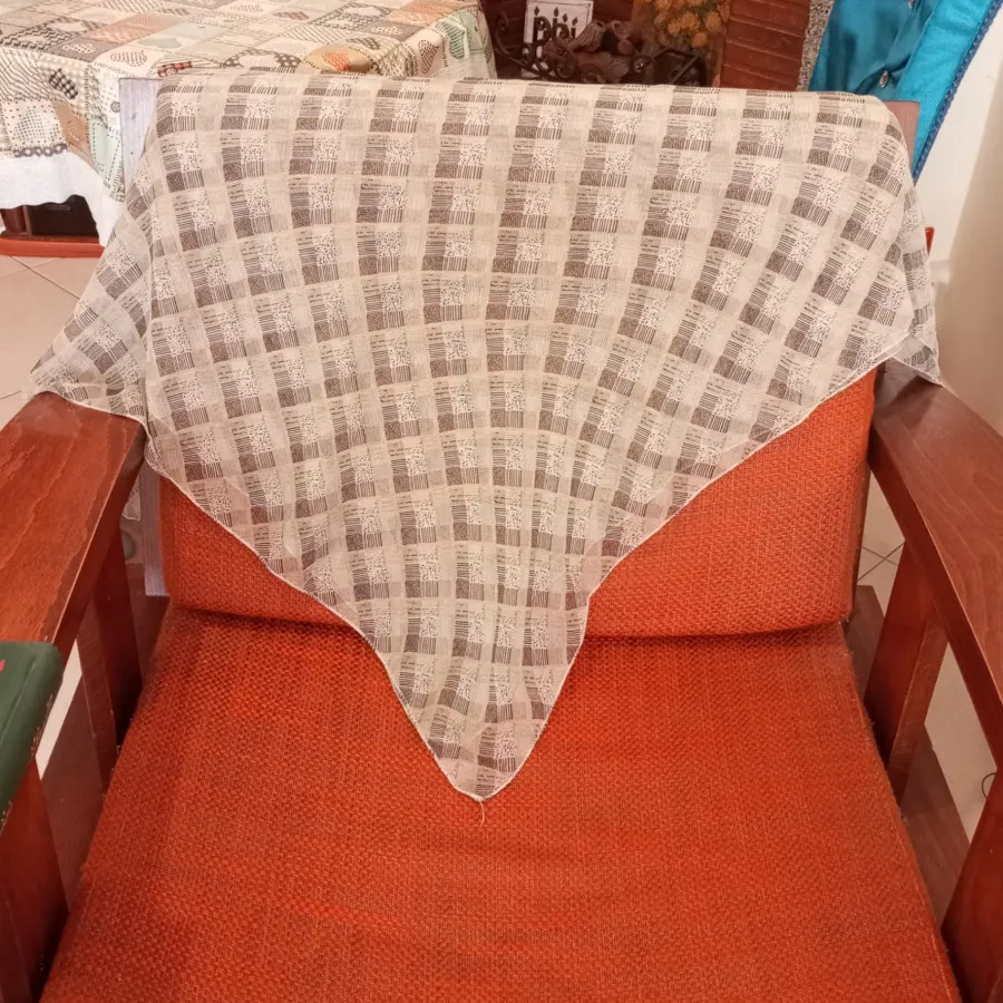 روسری کرم و مشکی حریر