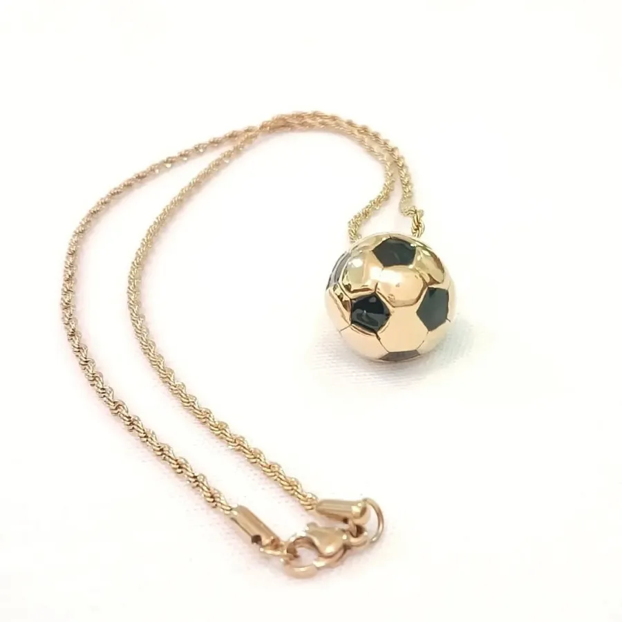 گردنبند توپ فوتبال