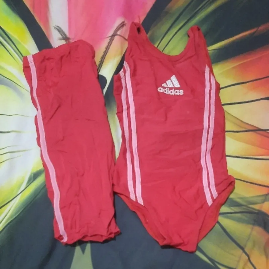 لباس ژیمناستیک