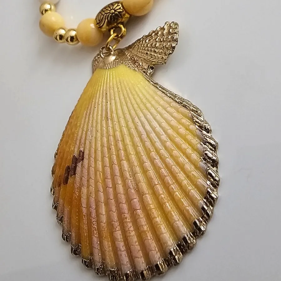 گردنبند صدفی