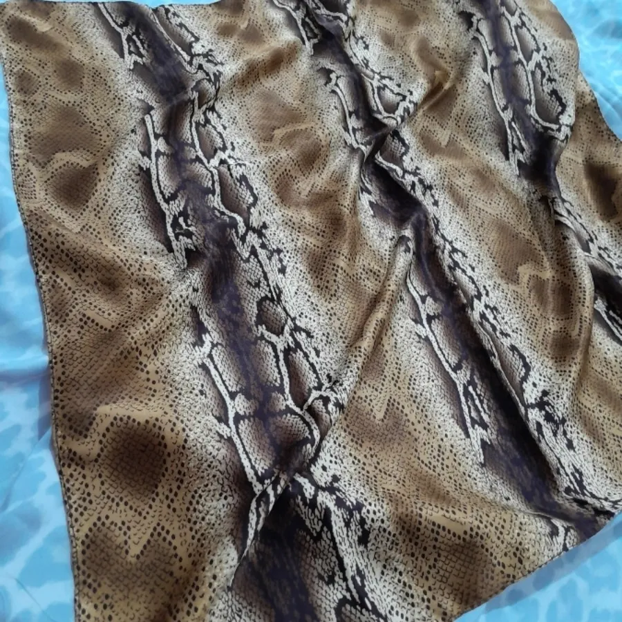 روسری مینی اسکارف ساتن