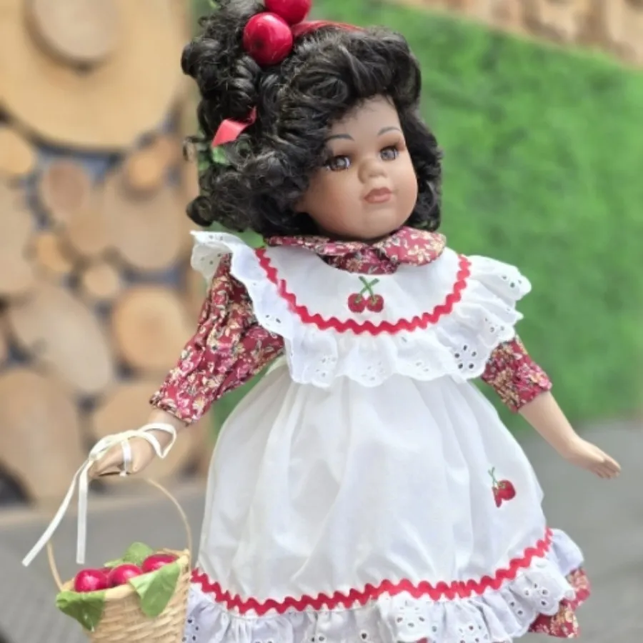 عروسک اروپایی باغ ?