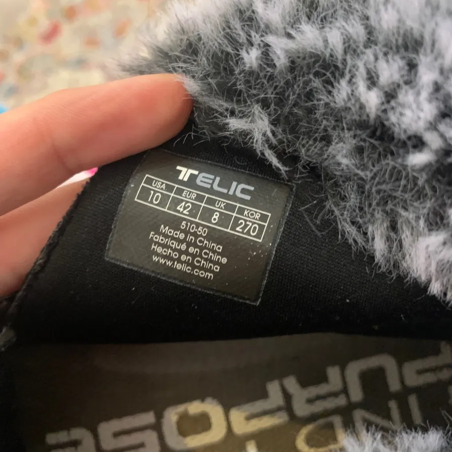 کتونی نیم بوت