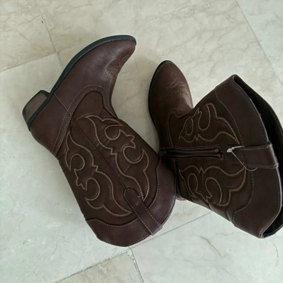 Cowboy بوت از امریکا