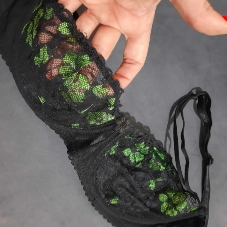 سوتین فنردار مجلسی