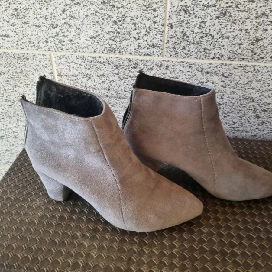 نیم بوت سوییت