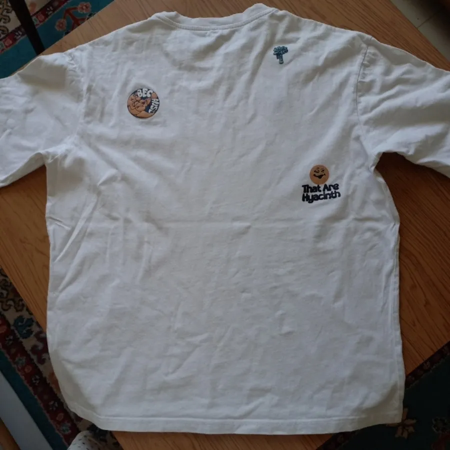 تی شرت  سفید چینی