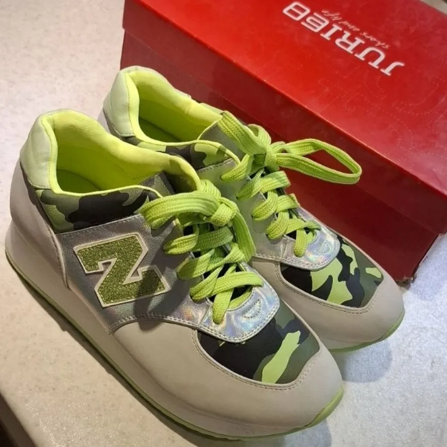 کتانی زنانه