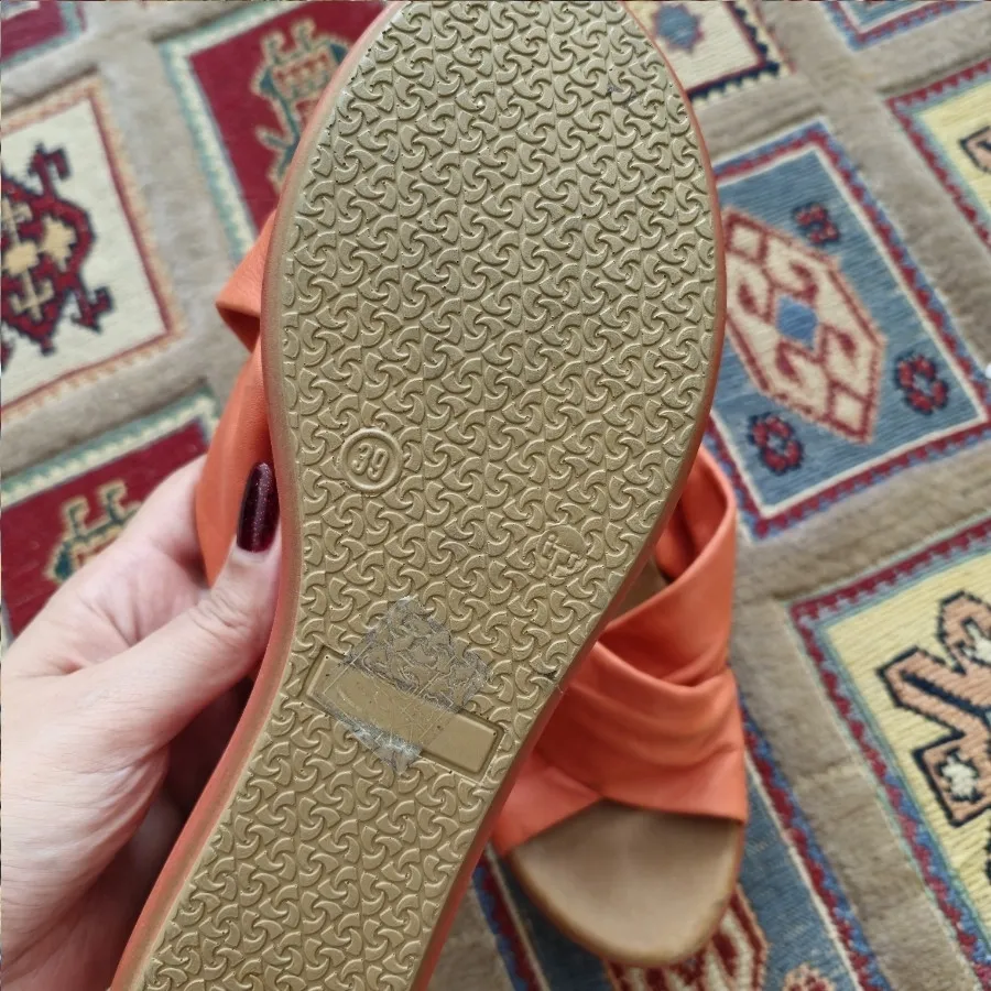 دمپایی Inuovo چرم کانادا