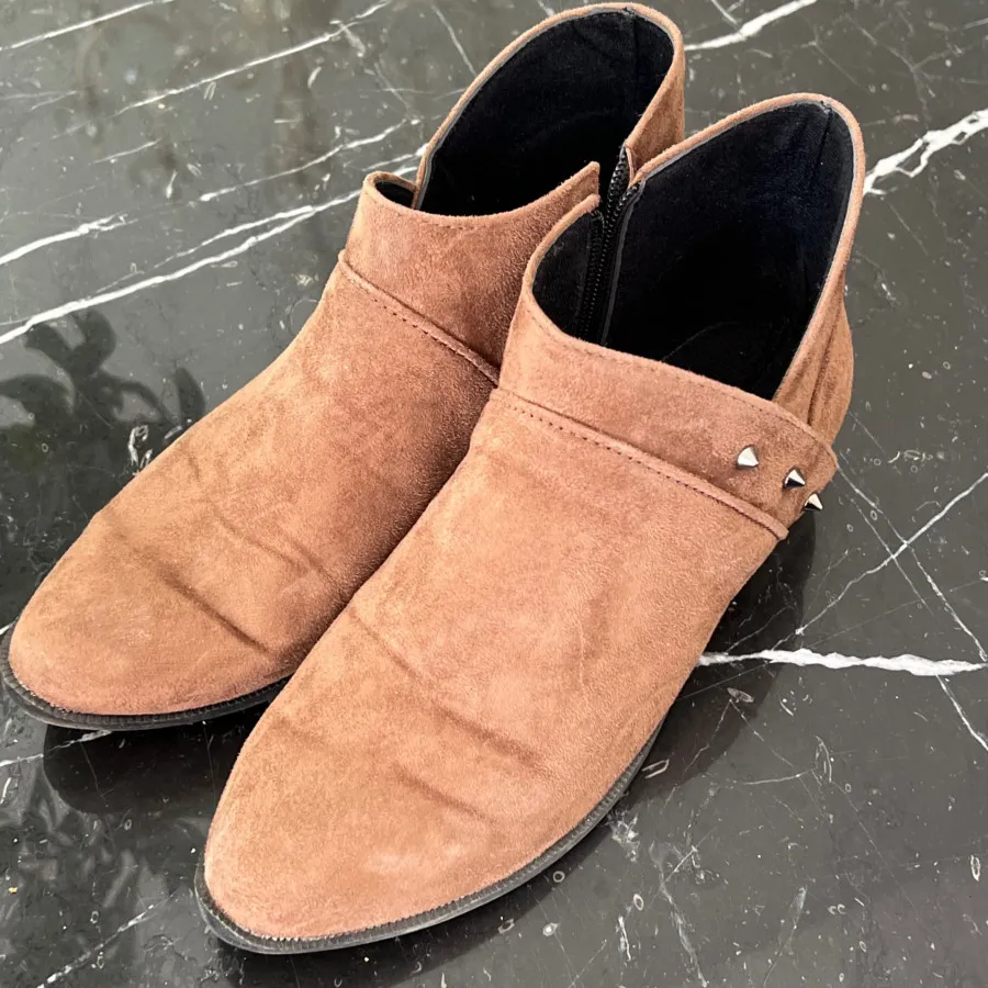 نیم بوت جیر شتری