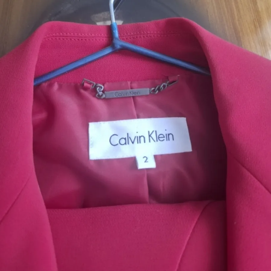 کت و دامن برندcalin klen