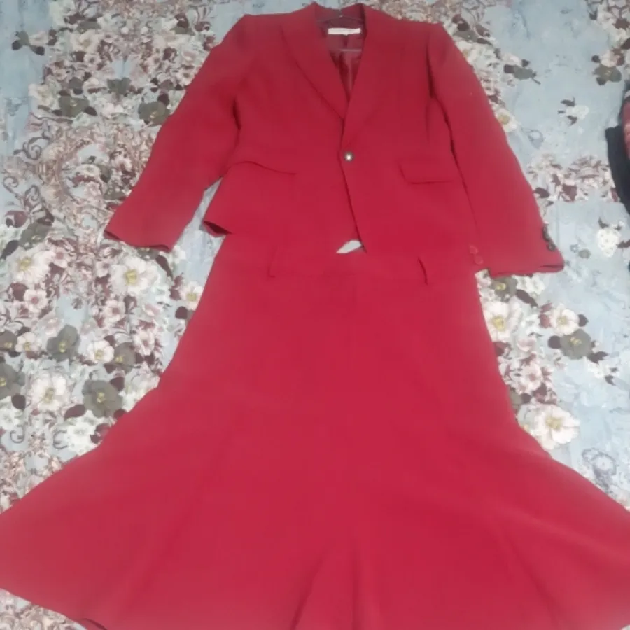 کت و دامن برندcalin klen