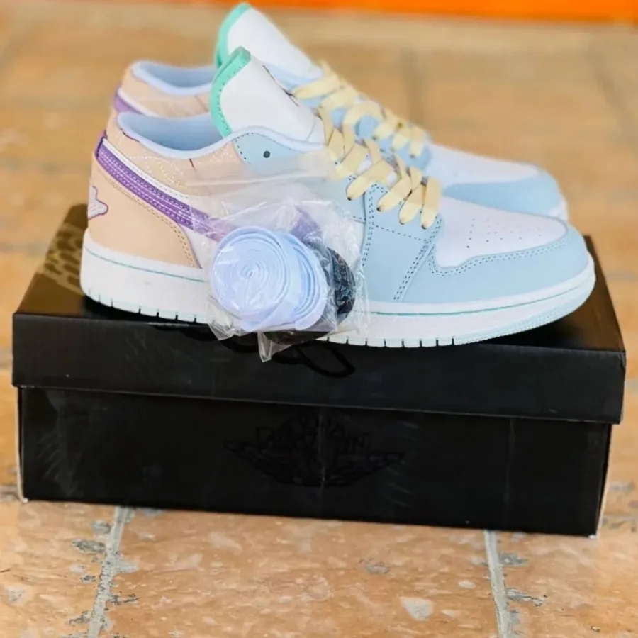 کفش کتونی اسپرت